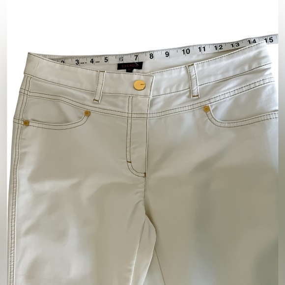 Escada White Pants 38 US 6 Ankle Slim Fit Stretch Gold Button Designer Trousers - Picture 9 of 13